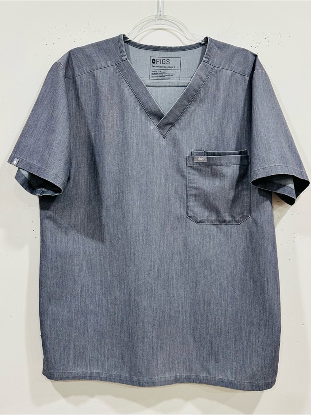 Figs Short Sleeve Blue Grey One Pocket Scrub Top Size L